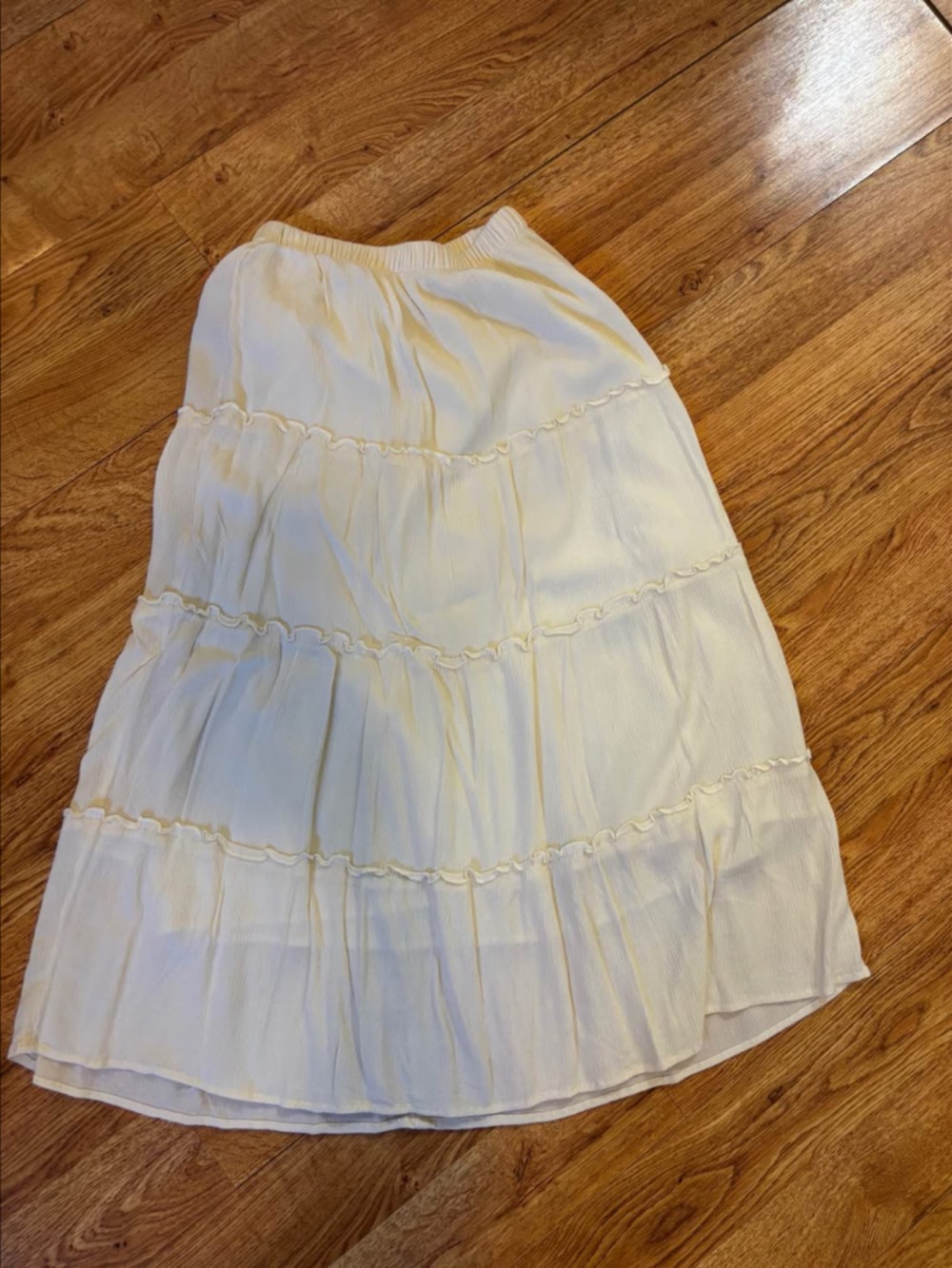 Hollister Cream maxi skirt